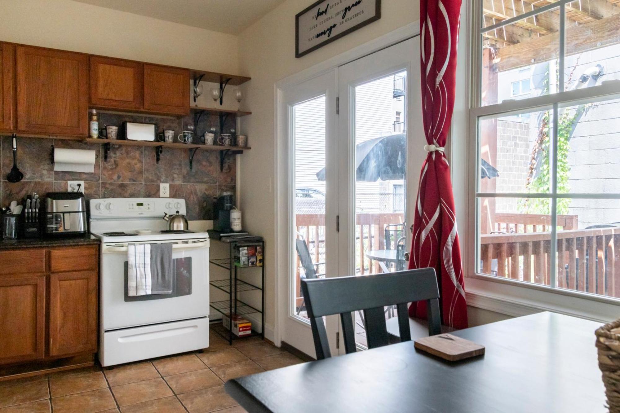 Cozy Apartment At Washington Dc! Sun Filled & Comfortable! Exterior photo