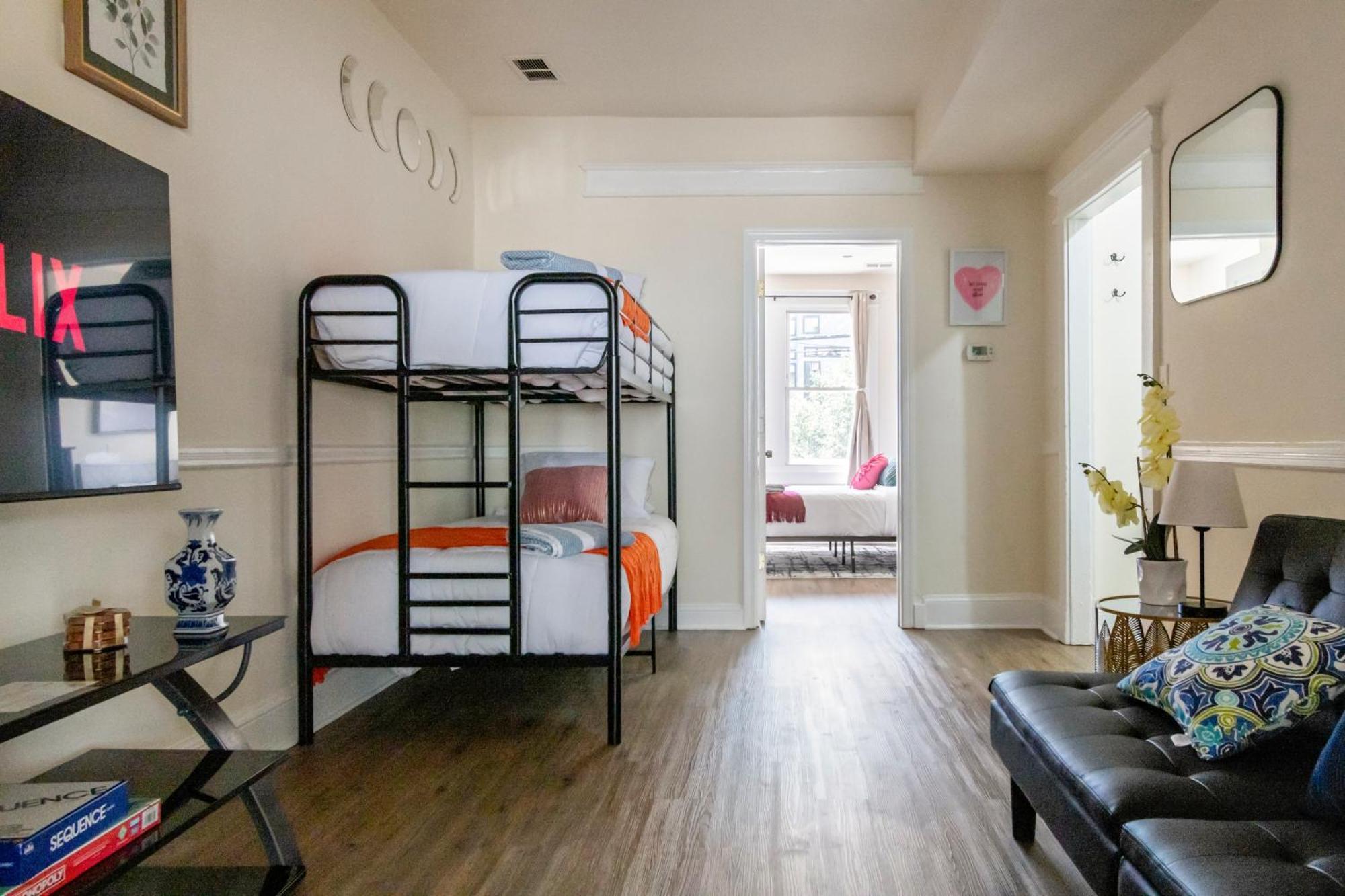 Cozy Apartment At Washington Dc! Sun Filled & Comfortable! Exterior photo